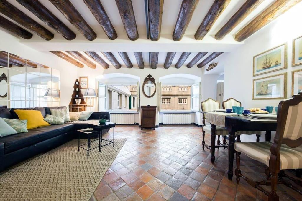 Loft Nel Cuore Del Centro Storico Acquario 3 Min. * Genua
